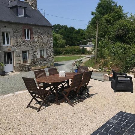 Charmant Gite Entre Vallee De La Rance Et Cote D'Emeraude Pleslin-Trigavou Extérieur photo