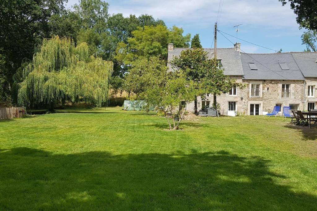 Charmant Gite Entre Vallee De La Rance Et Cote D'Emeraude Pleslin-Trigavou Extérieur photo