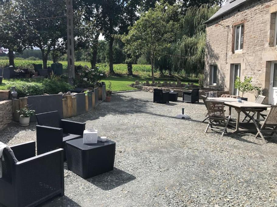 Charmant Gite Entre Vallee De La Rance Et Cote D'Emeraude Pleslin-Trigavou Extérieur photo